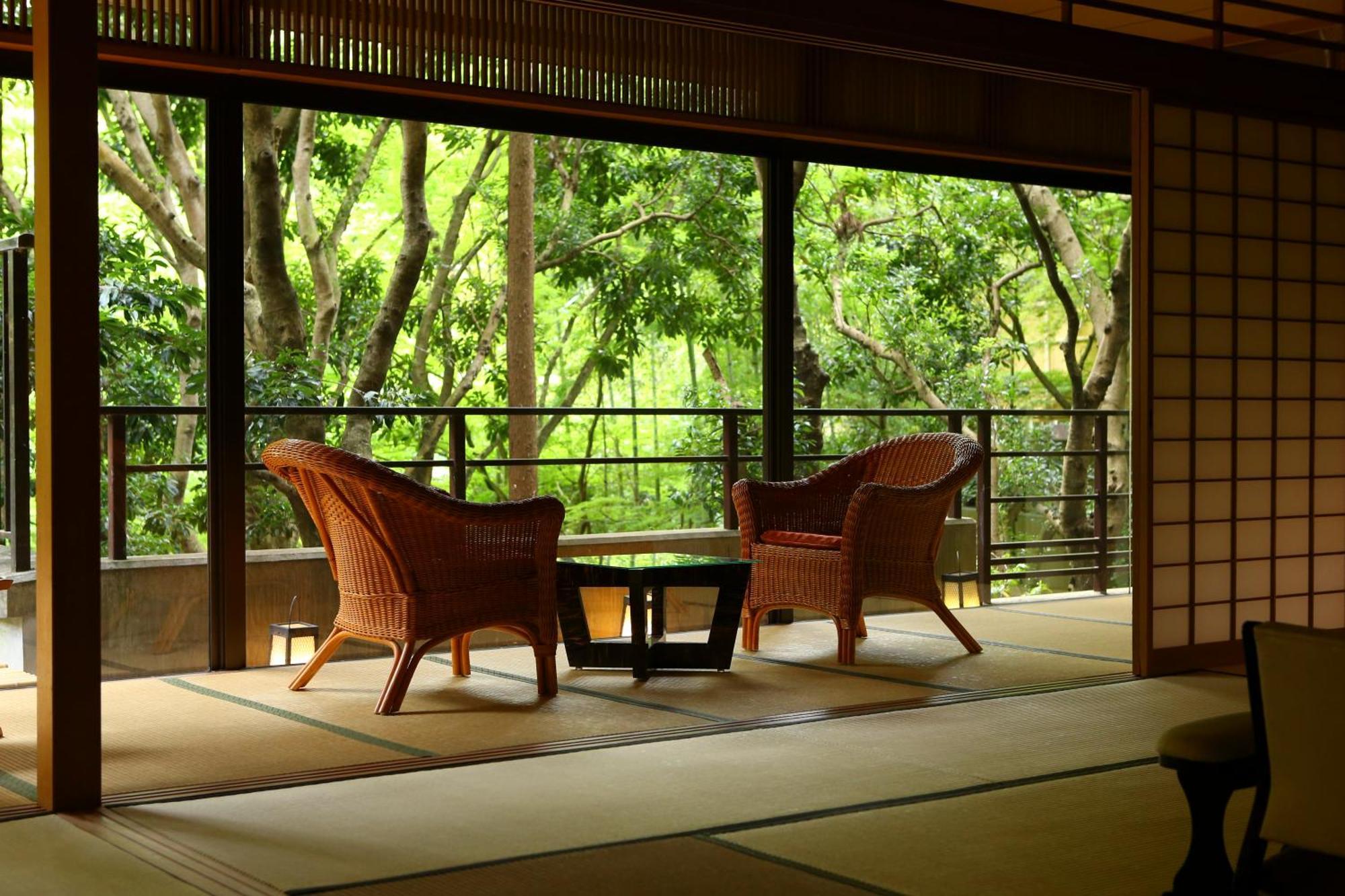 Sansuirou Yugawara Quarto foto